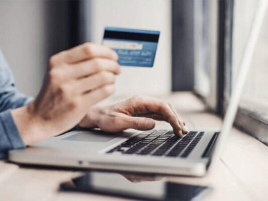 Kartu Kredit Lokal vs Internasional, Mana yang Lebih Untung?